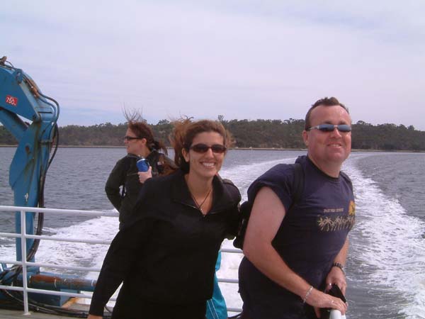 03 trip to Rodnest with my flatmates Debora and Glen